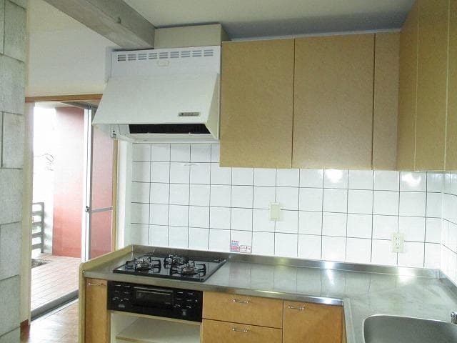 Room image 12