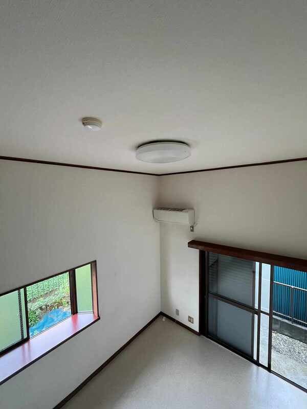 Room image 15