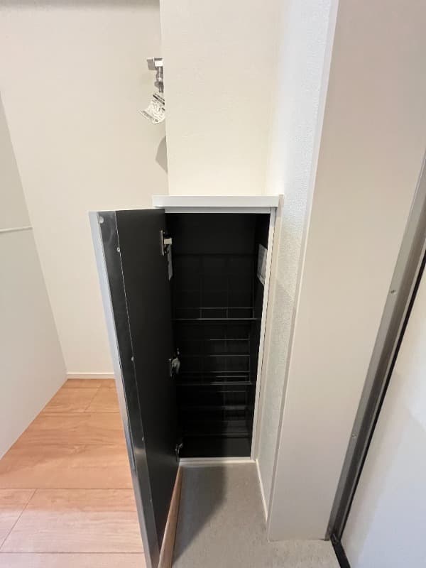 Room image 15