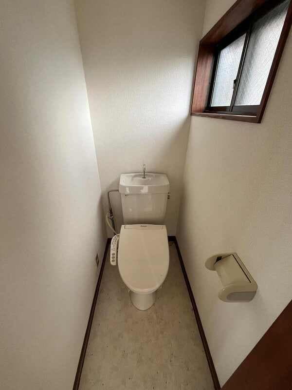 Room image 13