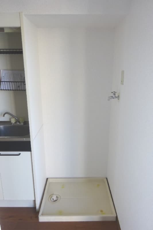 Room image 13