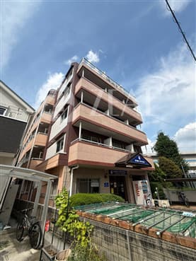 Room image 8
