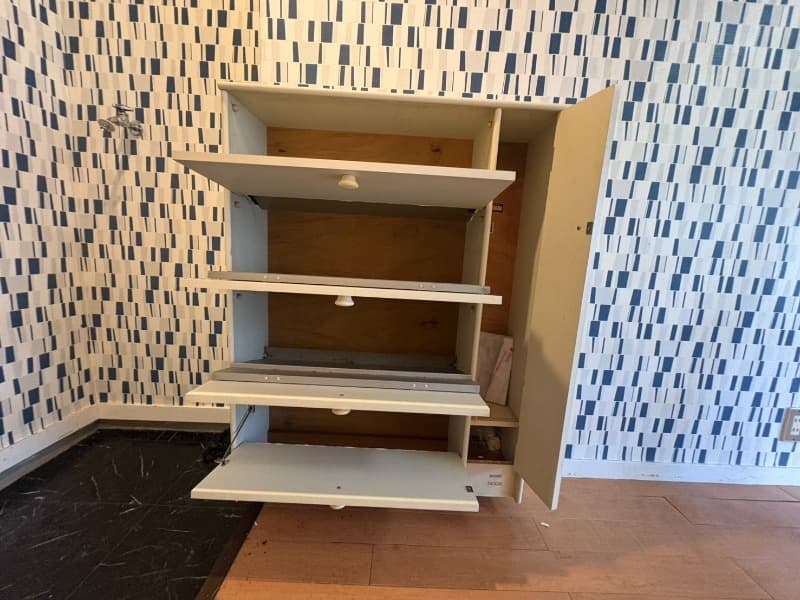 Room image 8