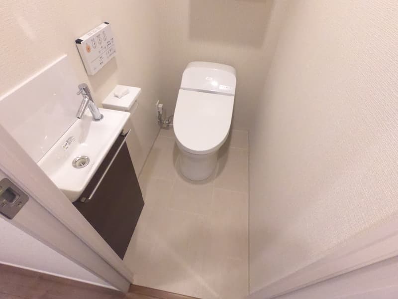Room image 11