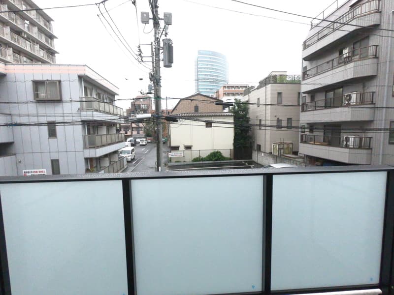 Room image 12