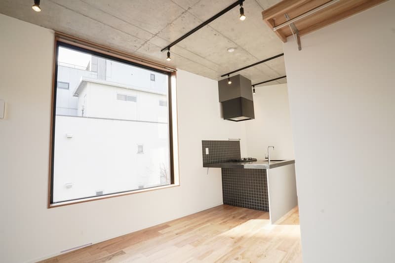 Room image 11