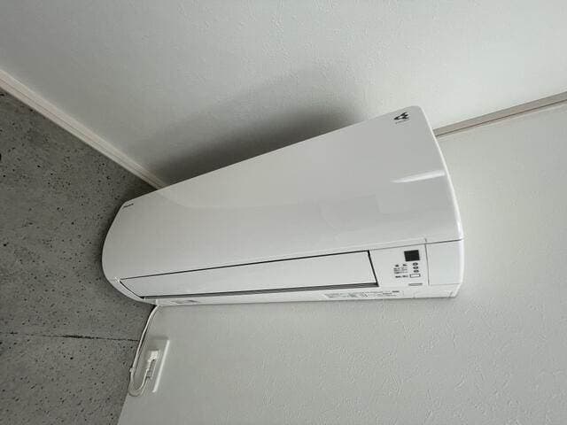 Room image 15