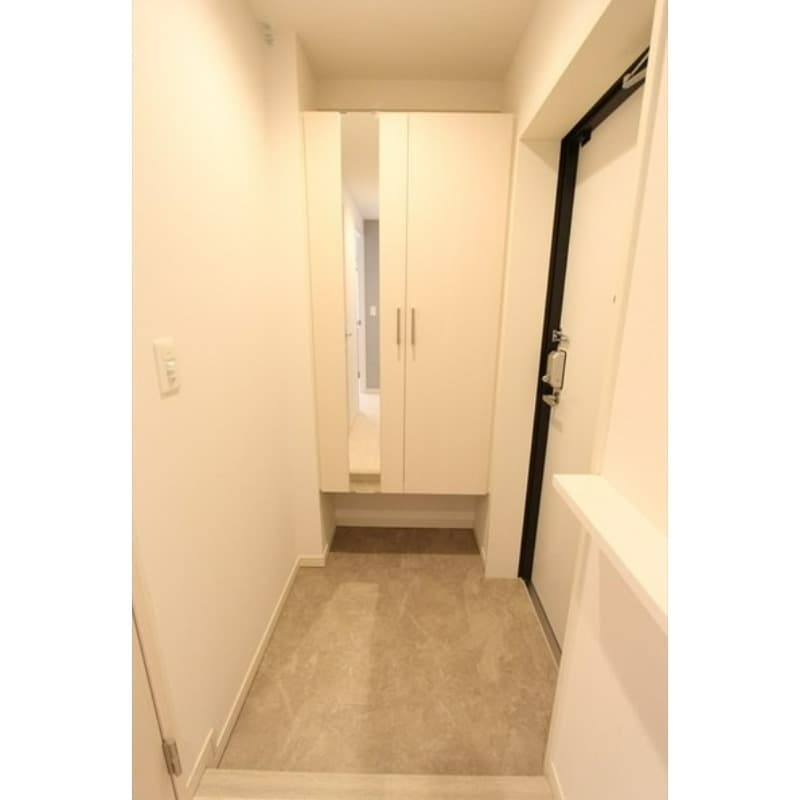 Room image 10