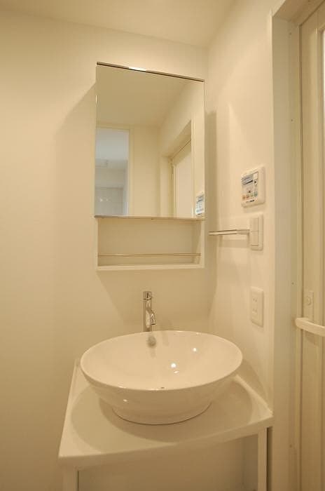 Room image 10