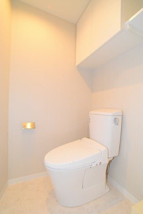 Room image 8