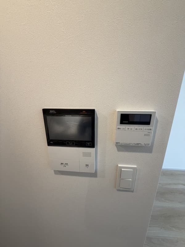 Room image 16