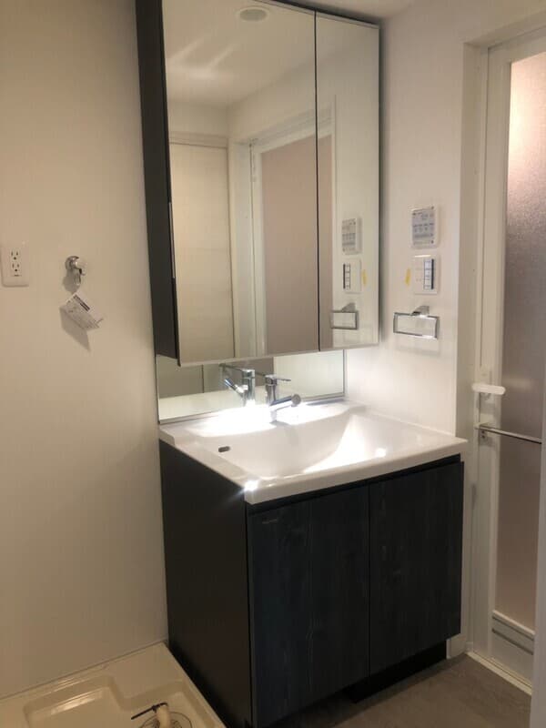 Room image 15