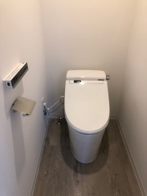 Room image 16