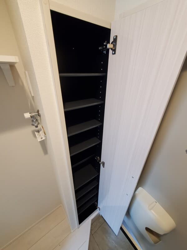 Room image 9