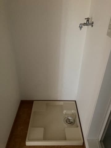Room image 12