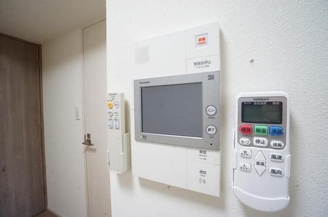Room image 12