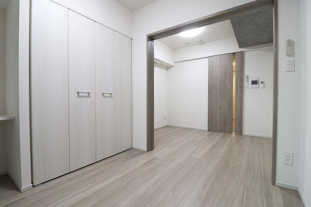Room image 10