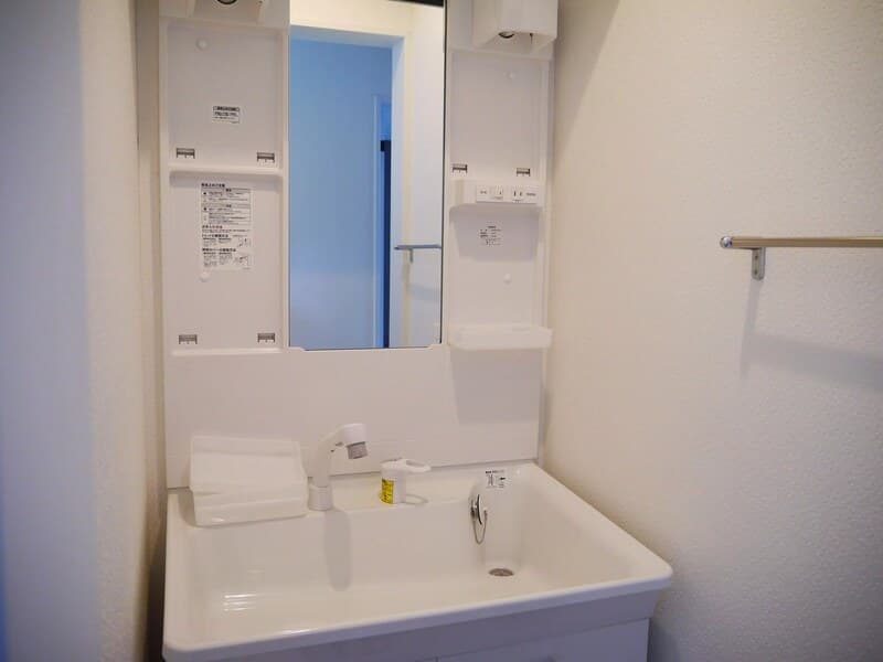 Room image 15