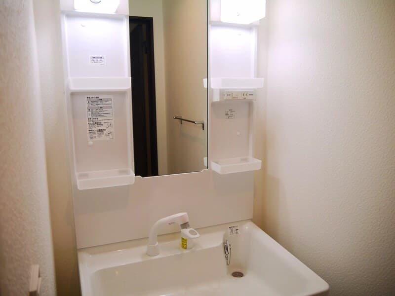 Room image 16