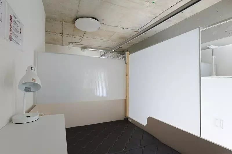 Room image 12