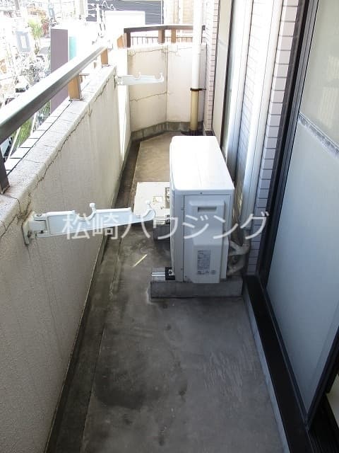 Room image 14