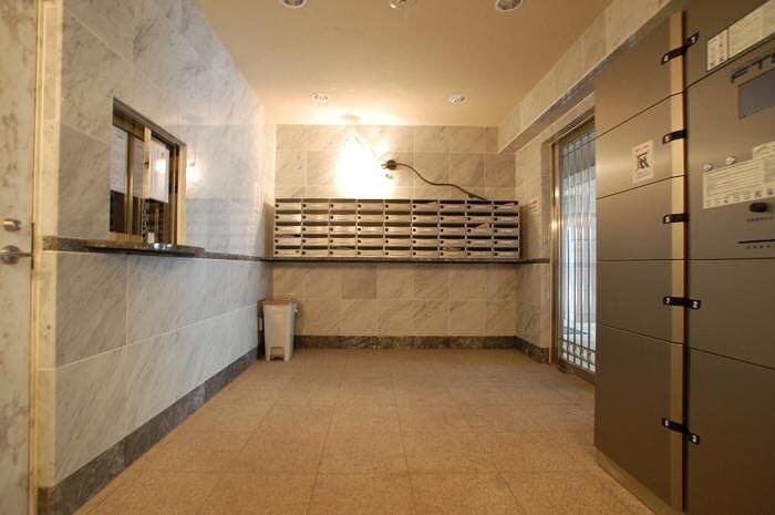 Room image 11