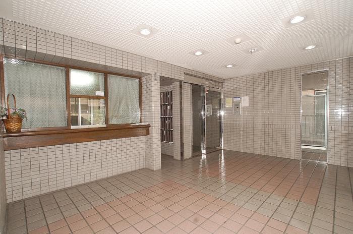 Room image 16