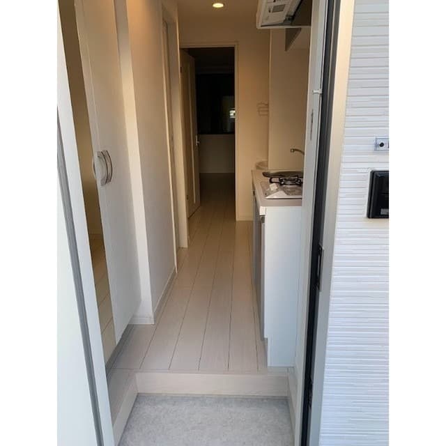 Room image 9