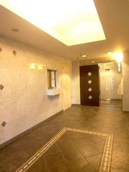 Room image 13