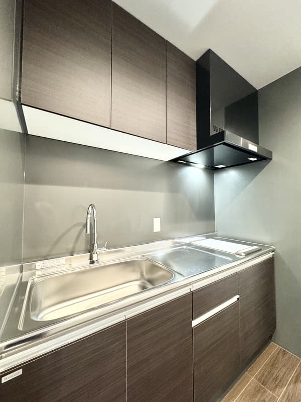 Room image 15