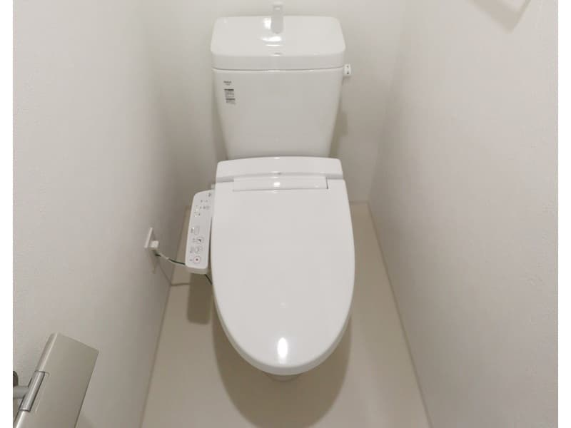 Room image 8