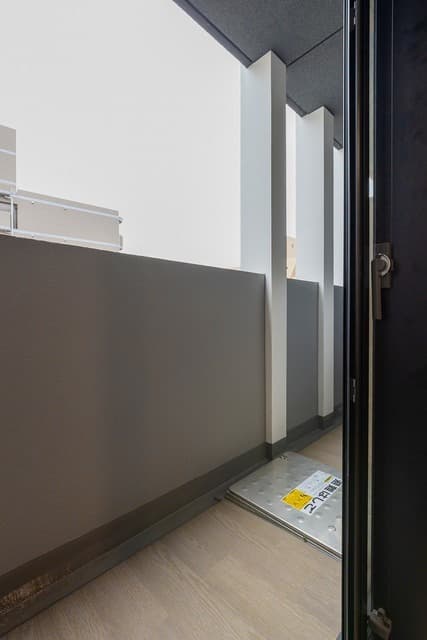 Room image 15