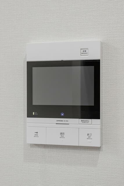 Room image 16