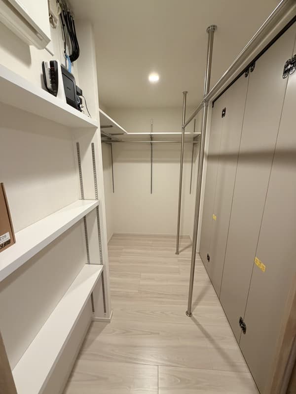 Room image 14