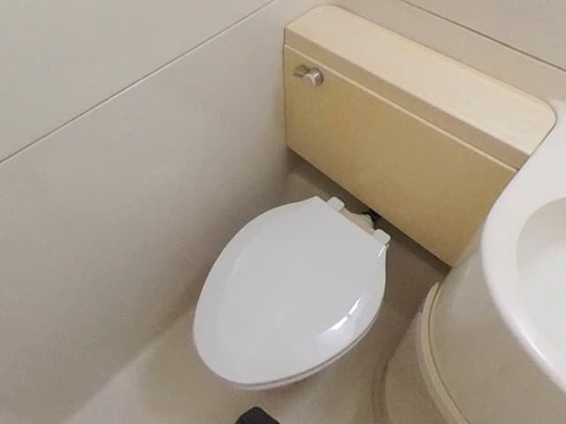Room image 9