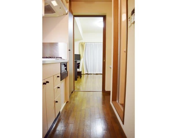 Room image 8
