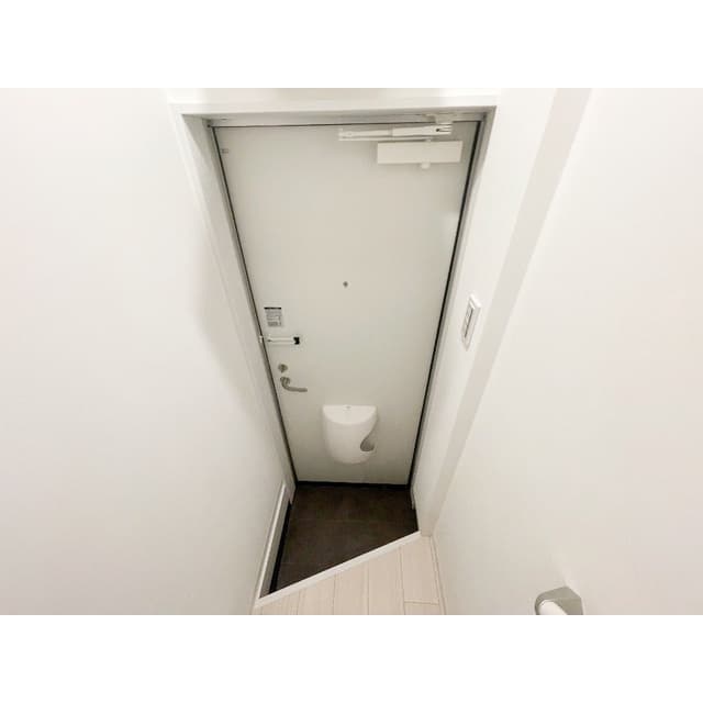 Room image 11