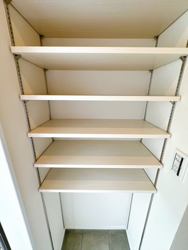Room image 15