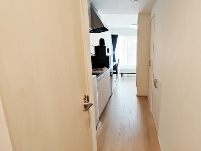 Room image 8