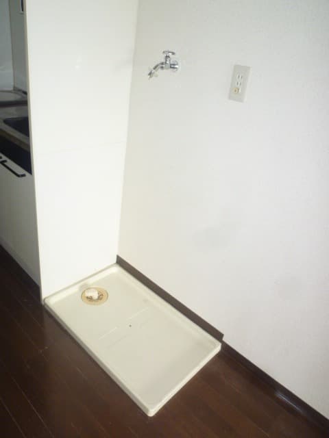 Room image 12