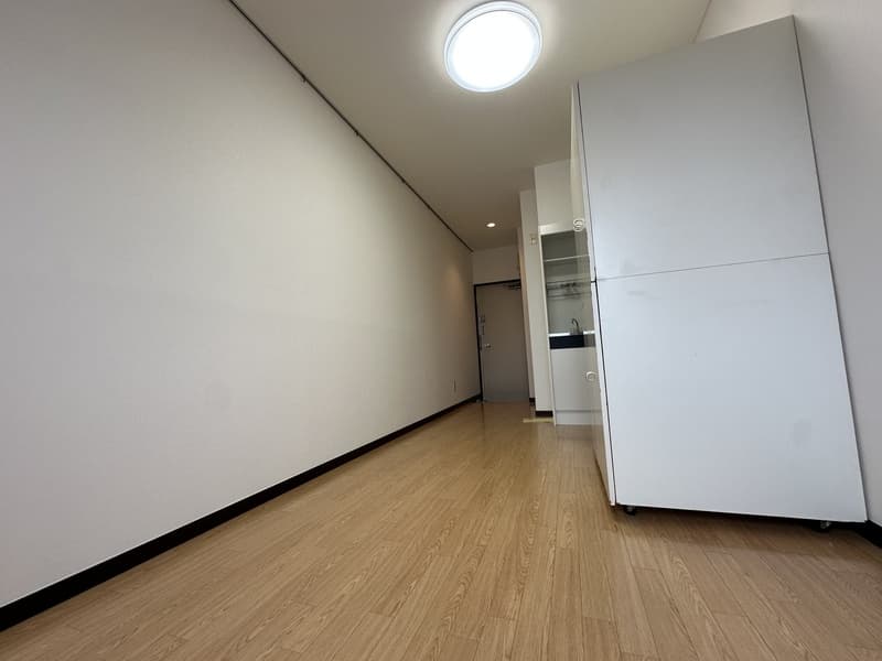 Room image 11