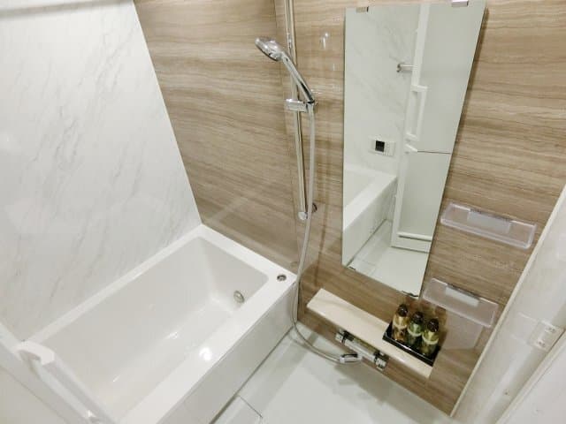 Room image 15
