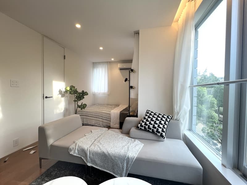 Room image 11
