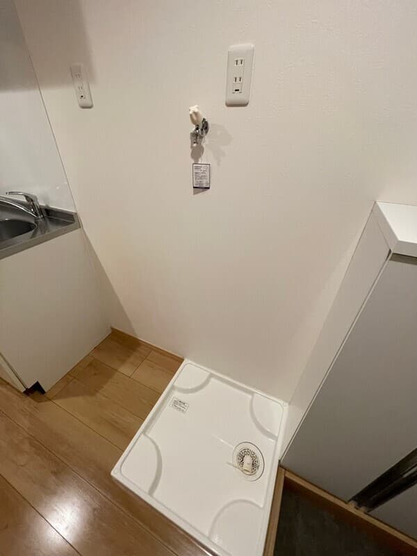Room image 13
