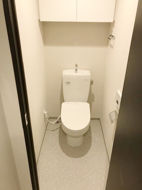 Room image 8