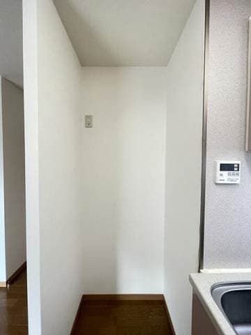 Room image 15
