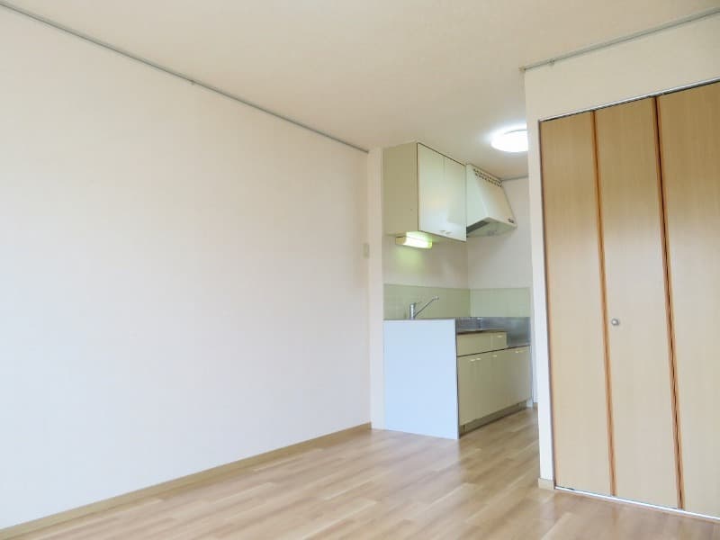 Room image 13