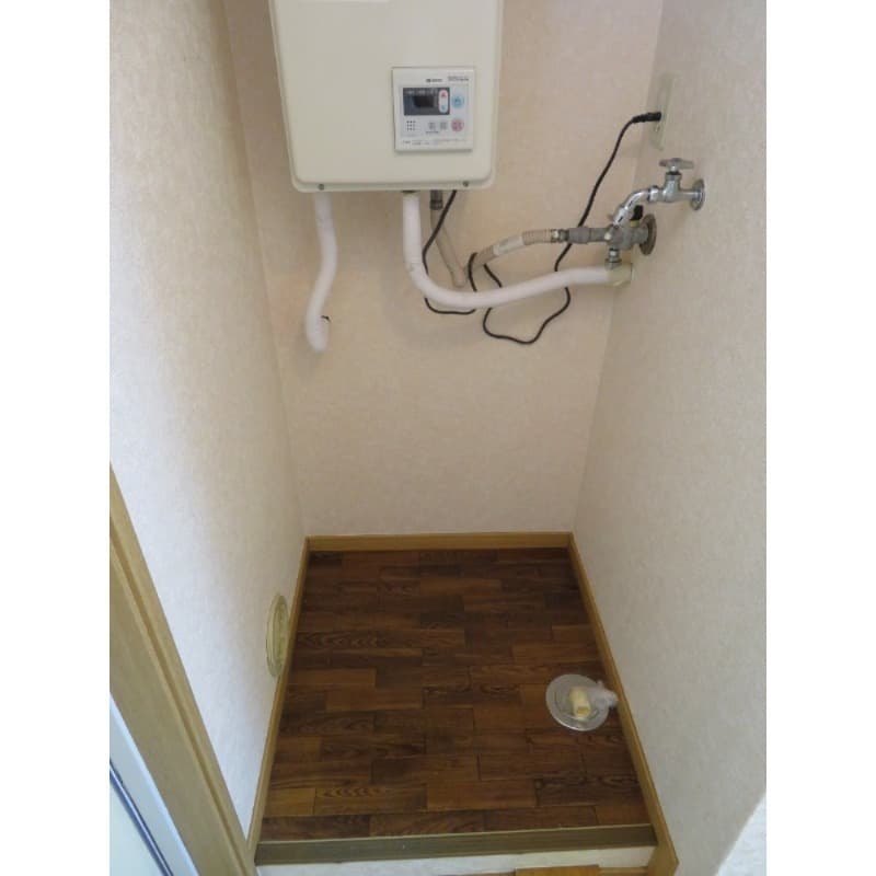Room image 15
