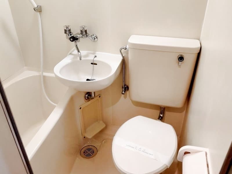 Room image 16