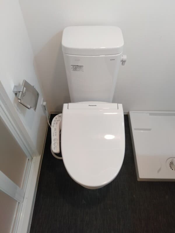 Room image 12